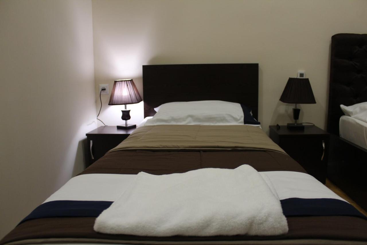 Brok'S Hotel Tbilisi ภายนอก รูปภาพ